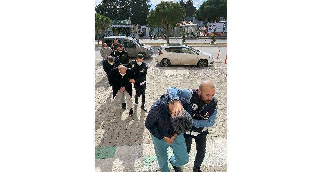 12 FETÖ şüphelisi ve 2 organizatör tutuklandı