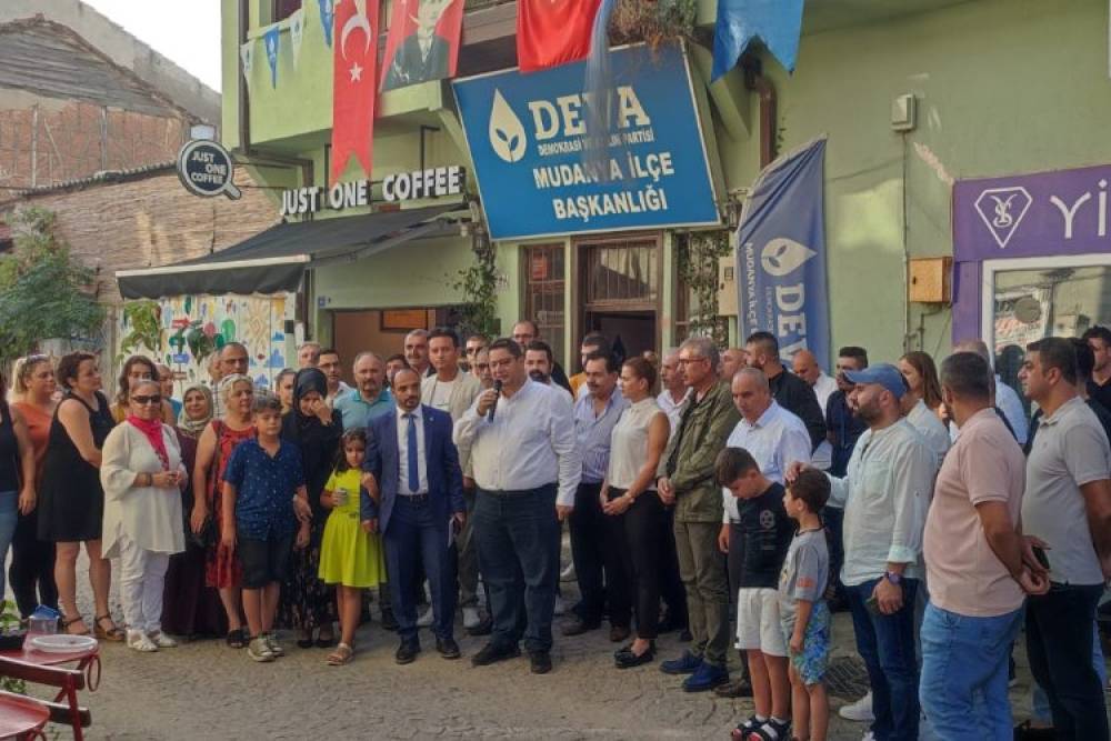 DEVA Partisi'ne Mudanya'da 100 üyelik toplu katılım