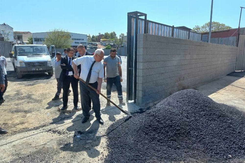 İzmir Karabağlar'a “Sıfır Atık Merkezi” yapılıyor