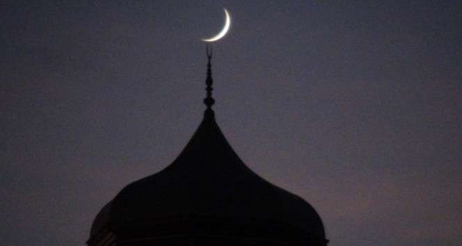 Fransa camileri kapatıyor