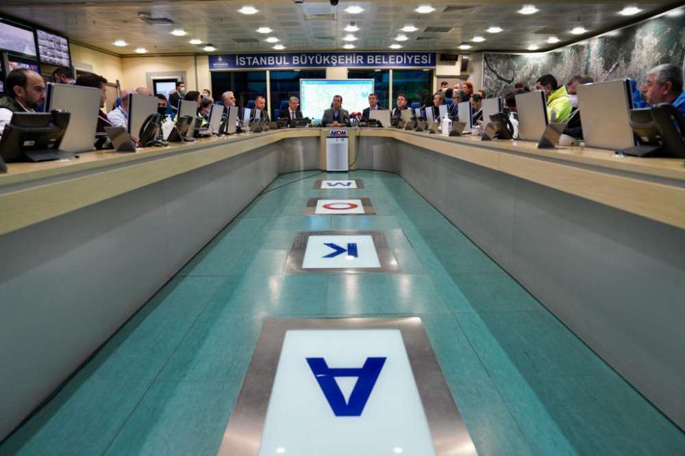 İBB KARLA MÜCADELE RAPORUNU BİLDİRDİ