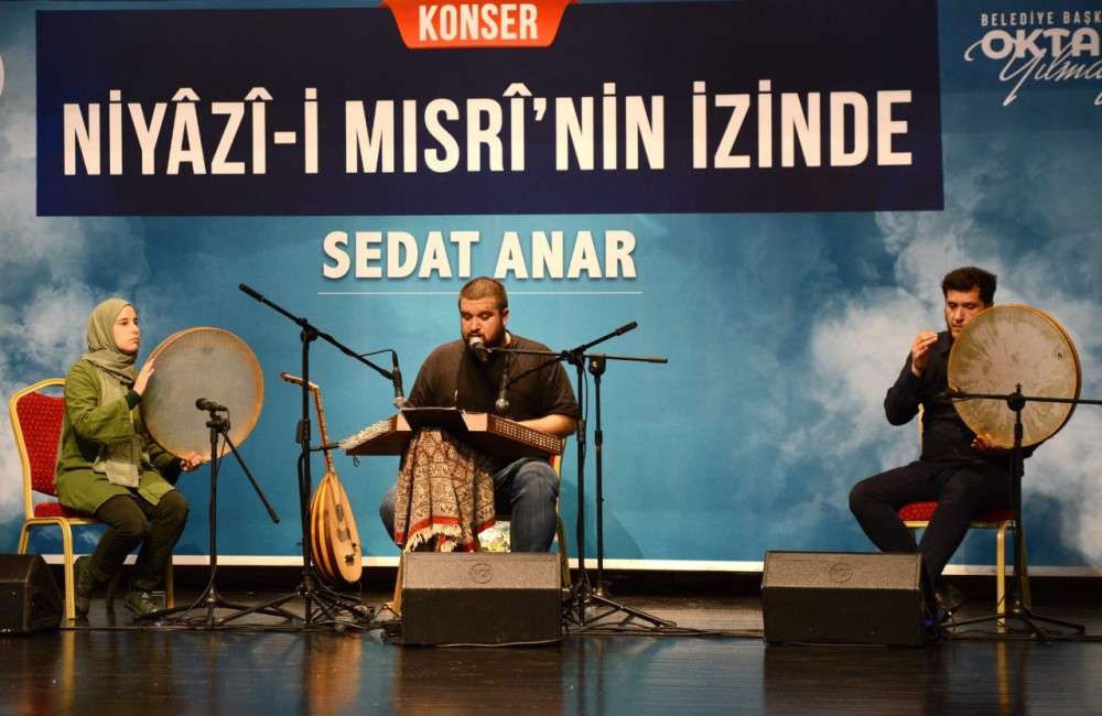 ÜNLÜ SANTUR SANATÇISINDAN YILDIRIMLILARA KONSER